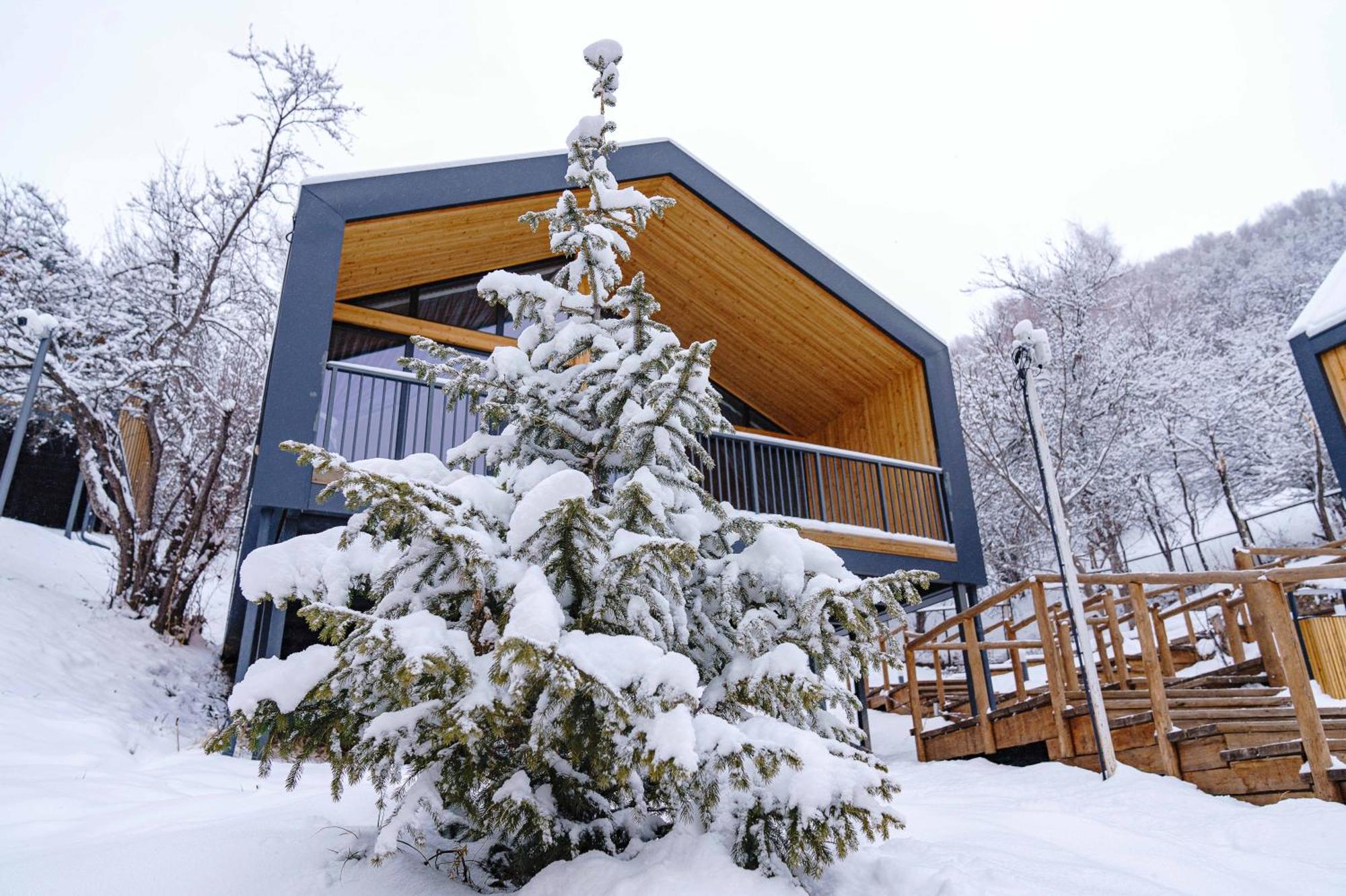 Qazaq Auyl Eco Hotel Almati Kültér fotó