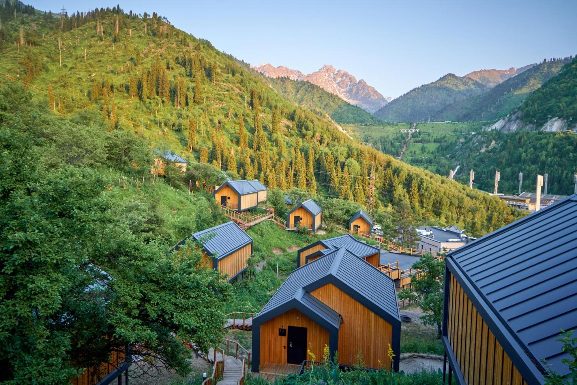Qazaq Auyl Eco Hotel Almati Kültér fotó